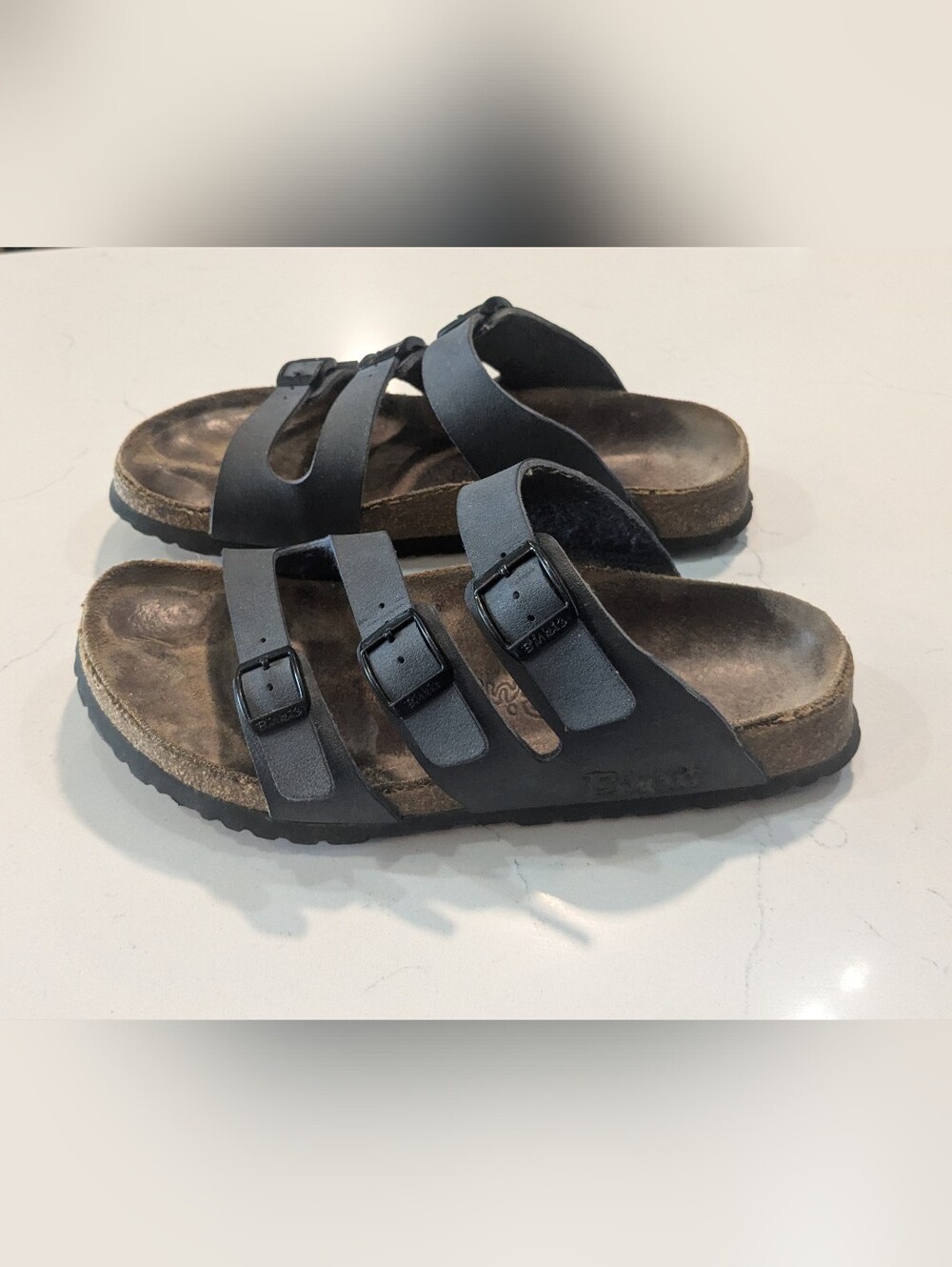 Birkenstock Berki's Sandals. Classic Arizona 3-Strap. Size Euro 40. Navy Blue